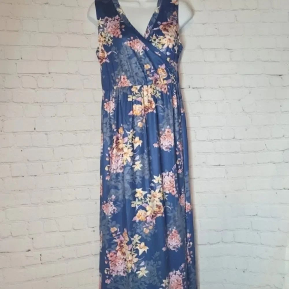 Women's Cross Front Floral Dress Small